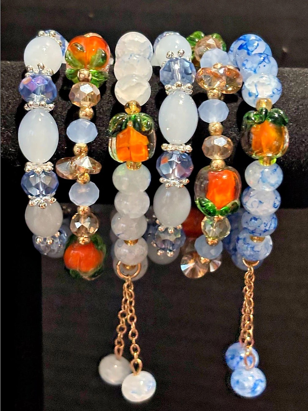 GORGEOUS BLUE CRACKED GLASS OVAL FACTED BEADED BRACELETS W/PUMPKINS CHARMS SET